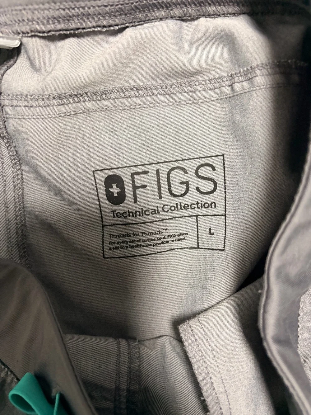 Figs Men's Cargo Scrub Pants Graphite Size Large